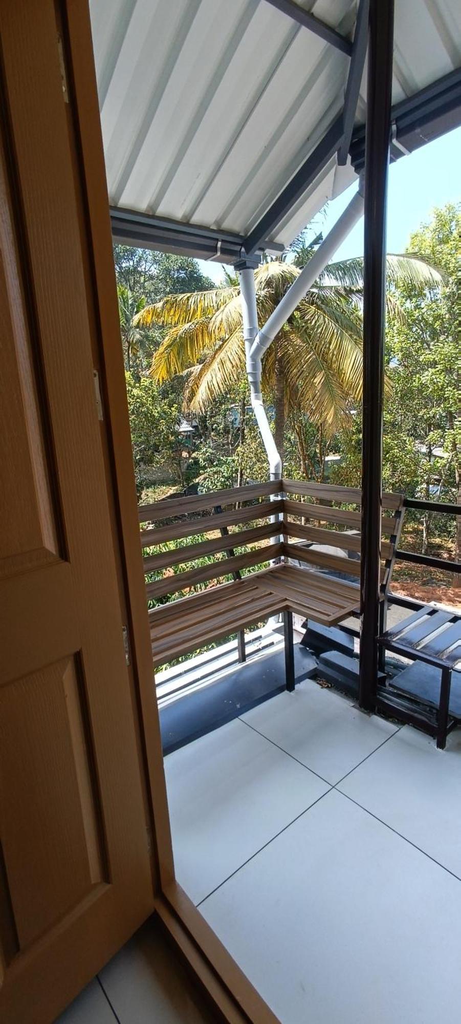 Oriole Homestay Thekkady Buitenkant foto