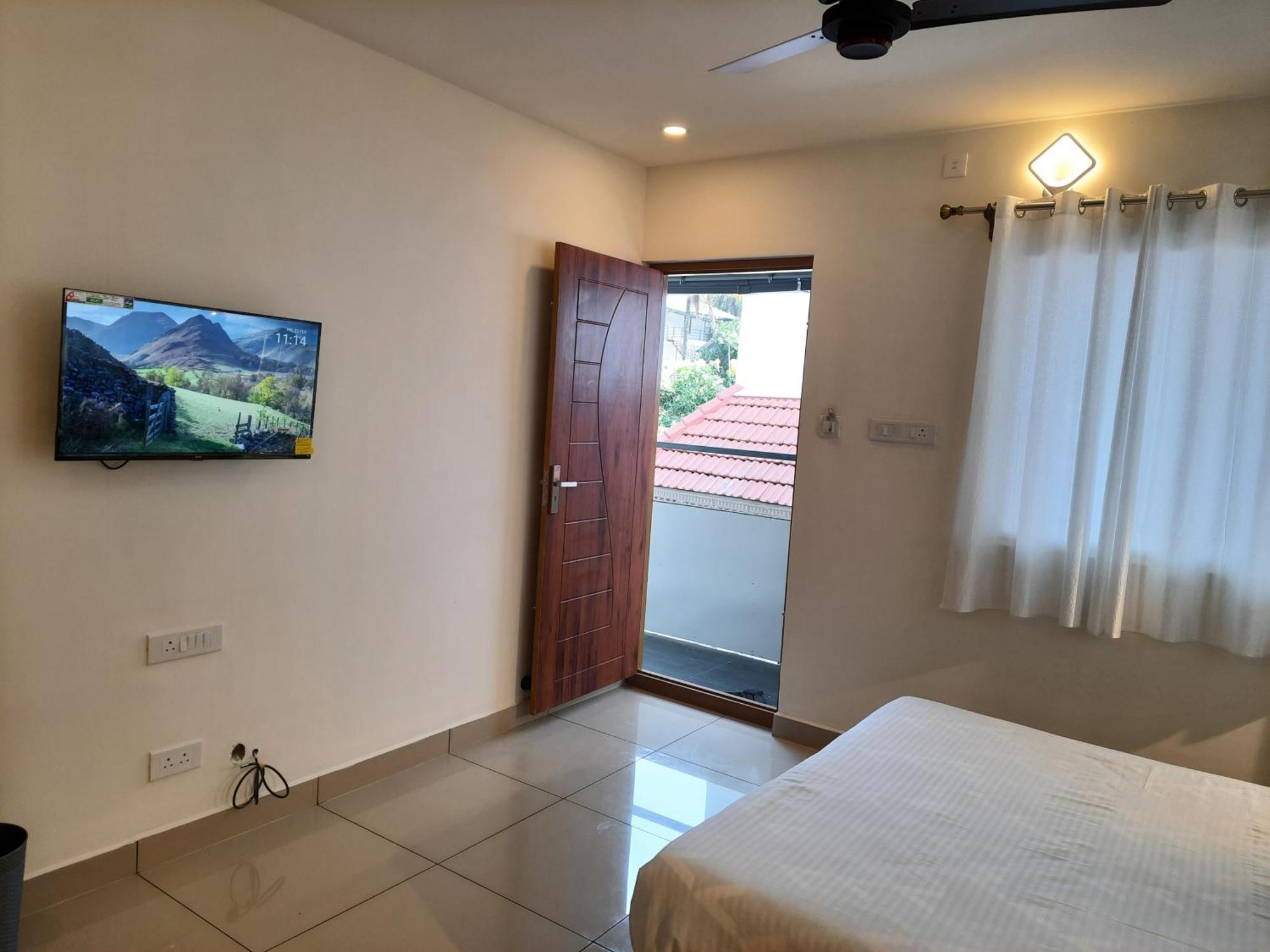 Oriole Homestay Thekkady Buitenkant foto