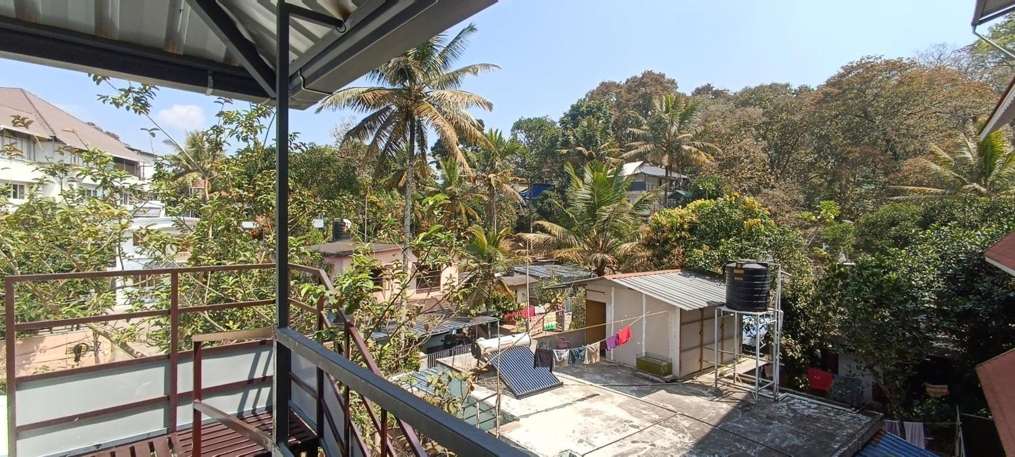 Oriole Homestay Thekkady Buitenkant foto