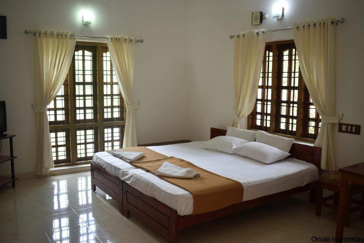 Oriole Homestay Thekkady Buitenkant foto